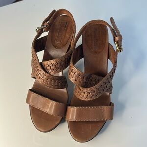Massimo Dutti real quality leather sandals women’s size EU38 brown vacation vibe
